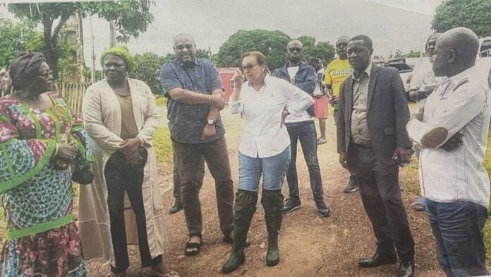 Medias241.com-Gabon-Inondations : Madeleine Berre aux côtés des sinistrés de Lambaréné