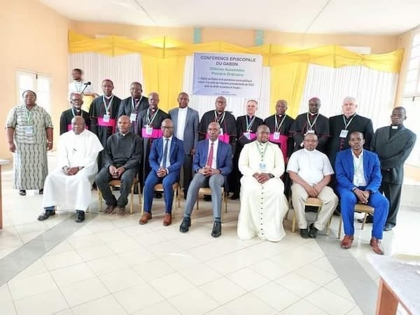 Medias241.com-GABON-Gabon : « Le vatican voit d’un très mauvais oeil » l’activisme politique des dirigeants de l’Eglise catholique 