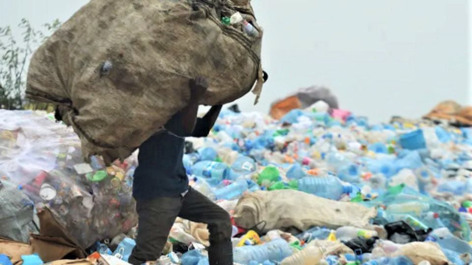 Medias241.com-Gabon-Journée mondiale de l’environnement : quid de la pollution plastique au Gabon ?