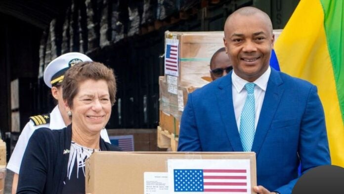 Medias241.com-Gabon-VIH/SIDA : les Etats-Unis dotent le Gabon d’un important lot d’ARV
