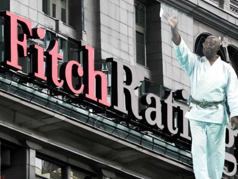 Pendant que Ndong Sima jouait au karaté, la note souveraine du Gabon s’effondrait