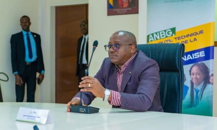 ANBG : Le Professeur Ndjambou face aux fossoyeurs de la République?